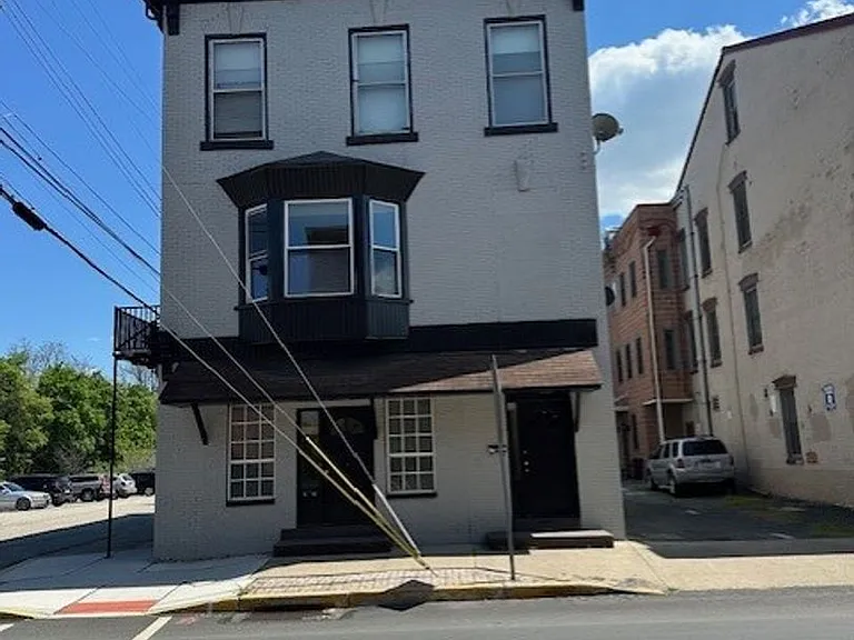 113 Market St #113 MARKET ST — Photo 1