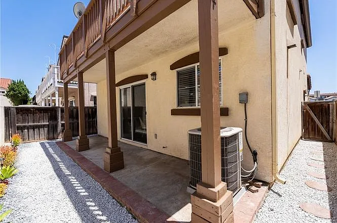 3259 Garden Ln — Photo 12