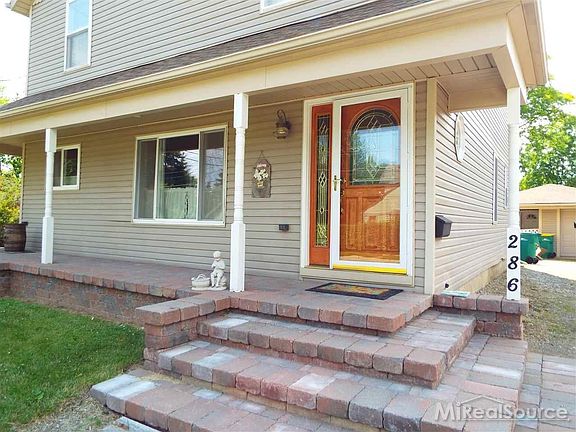 This brick work is meticulous!