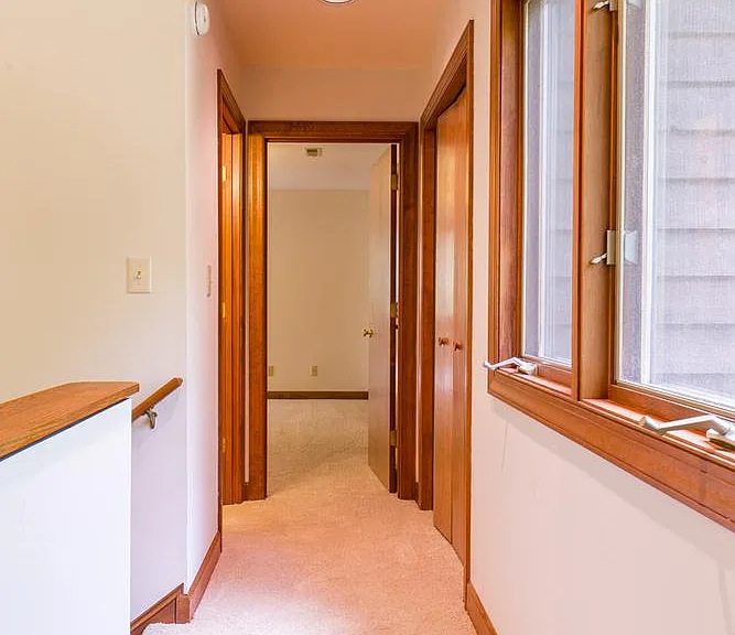 4758 Deer Park Ln — Photo 14