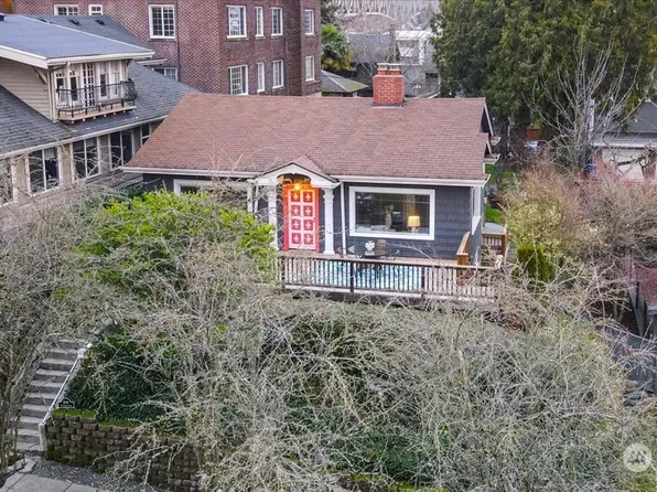 816 E Gwinn Place, Seattle, WA 98102