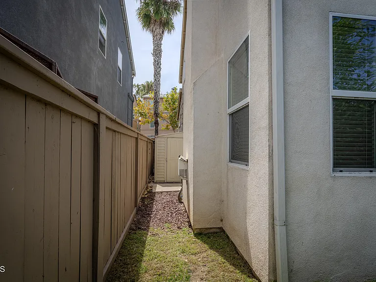 525 Shell Harbor Ln #525 — Photo 7