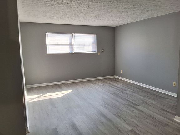 3rd image of 345 Elmwood Dr #15