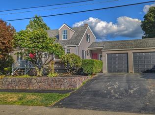 12 Dahlia Ave, Peabody, MA 01960