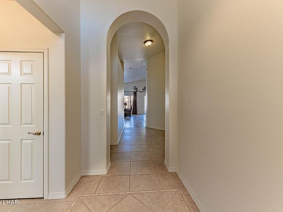 5th image of 4929 S Mesa Verde Dr