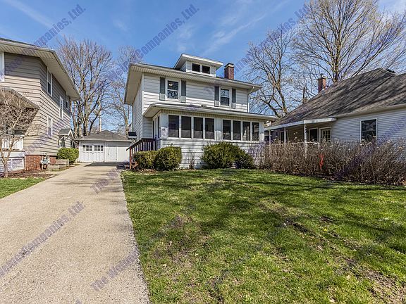 3rd image of 606 W White St