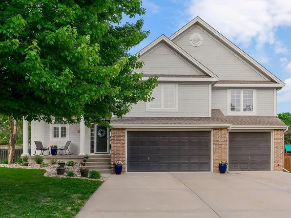9105 N Kansas Ct, Kansas City, MO 64156