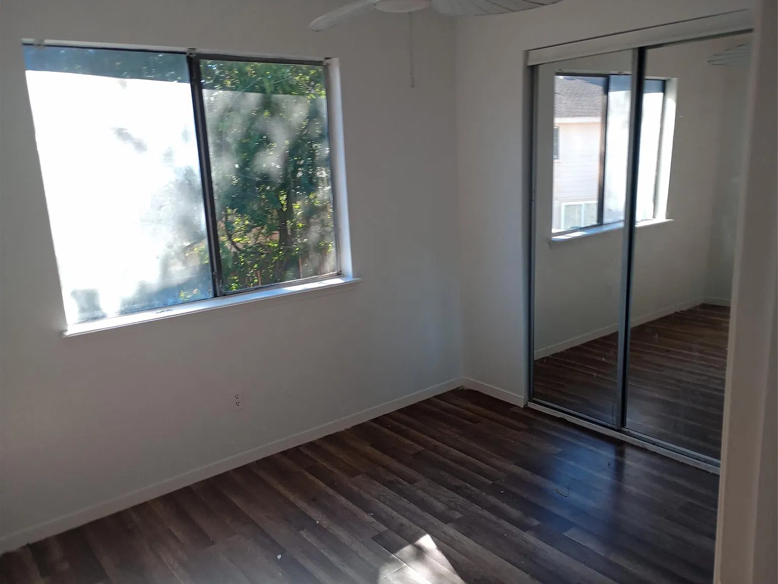 3 bed, 2.5 bath, 1288 sqft, $1,395 — Photo 3