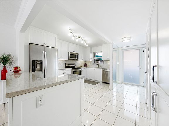 5th image of 328 N Ocean Boulevard #104