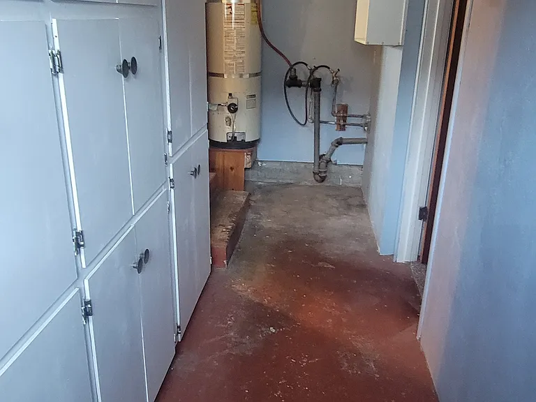 516 Acacia Ave — Photo 4