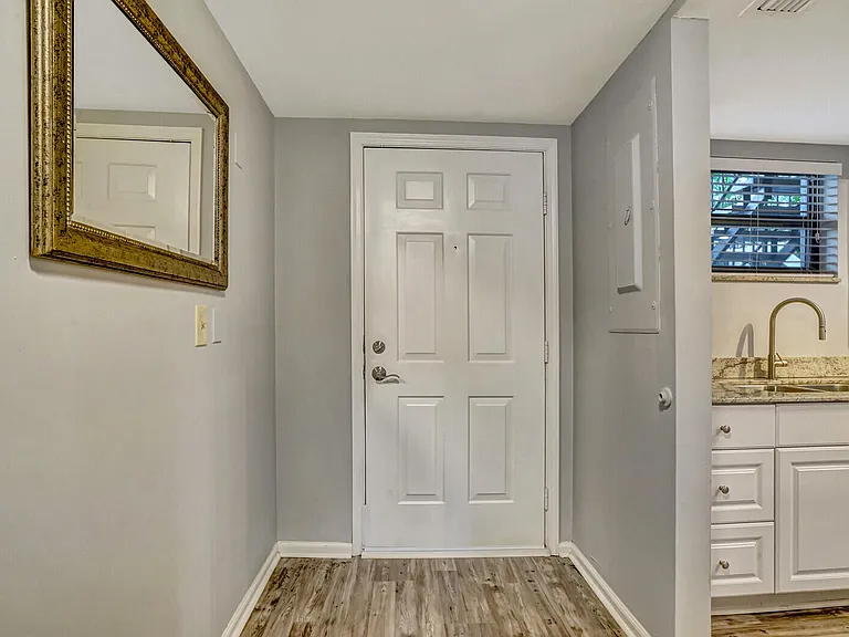 11863 Wimbledon Cir #424 — Photo 16