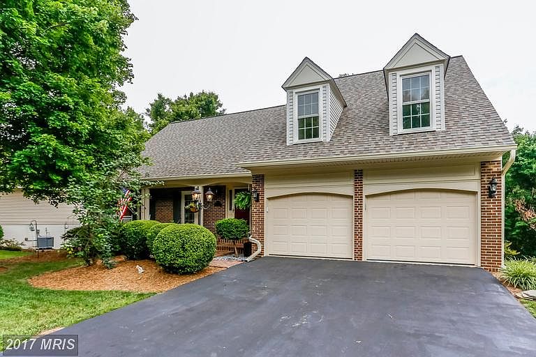 1st image of 12837 Valleywood Dr