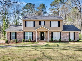 2702 Shades Cliff Cir, Jasper, AL 35504