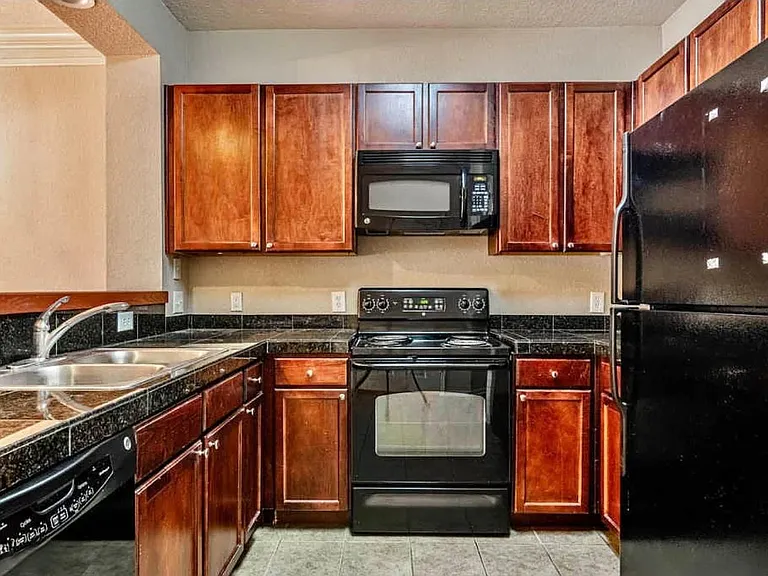 Baldwin Rowe Cir — Photo 5