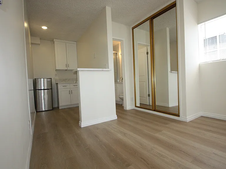 3710 Glendon Ave #1 — Photo 3