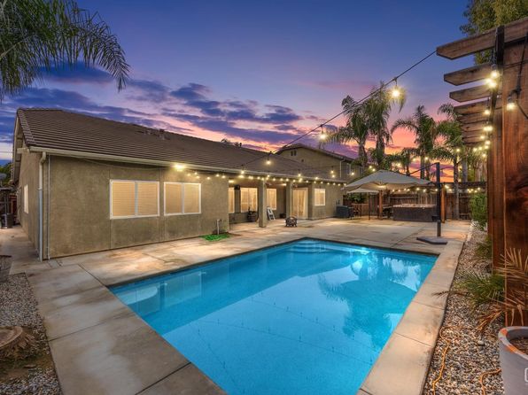 11416 Mondego Dr, Bakersfield, CA 93311