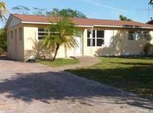 3842 Davis Rd, Palm Springs, FL 33461