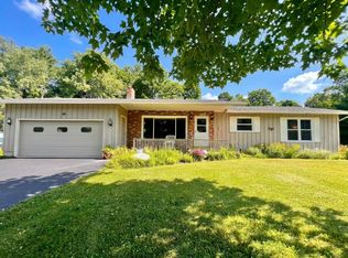 48 Cedar Hill Dr, Schroon Lake, NY 12870