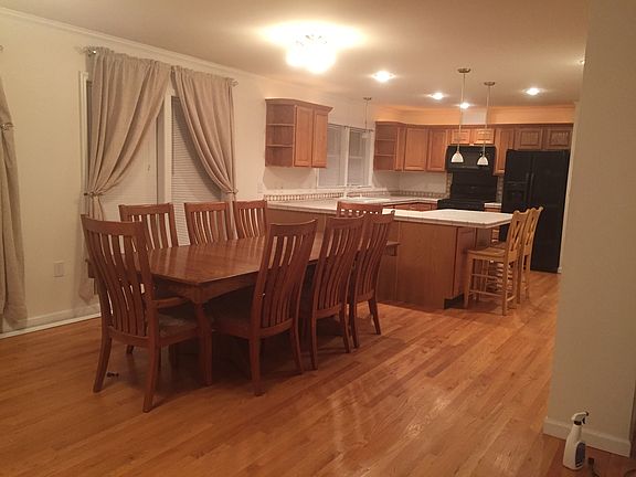 Kitchen and dining area