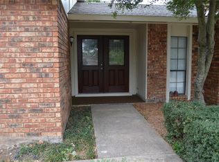 6516 Forestview Dr, Arlington, TX 76016