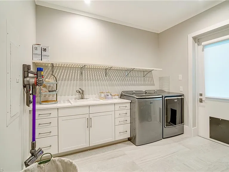 2991 2nd St NW — Photo 30