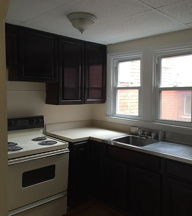 1st image of 61 E Franklin St APT 2