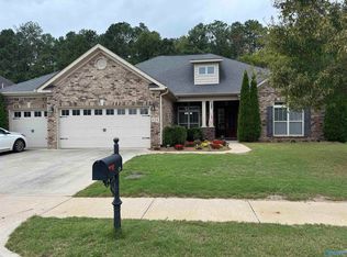 124 Autumn Cove Dr, Madison, AL 35758