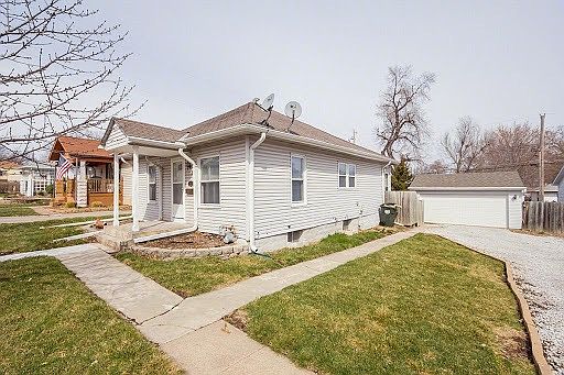1224 Dakota
