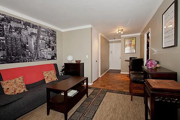 Sold by Akam Sales and Brokerage | media 3