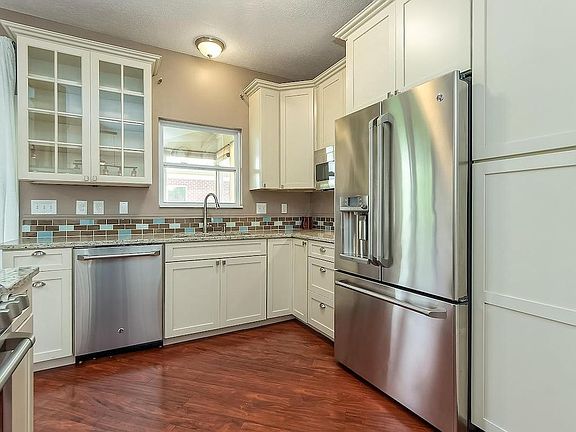 4th image of 5707 Burke Cir
