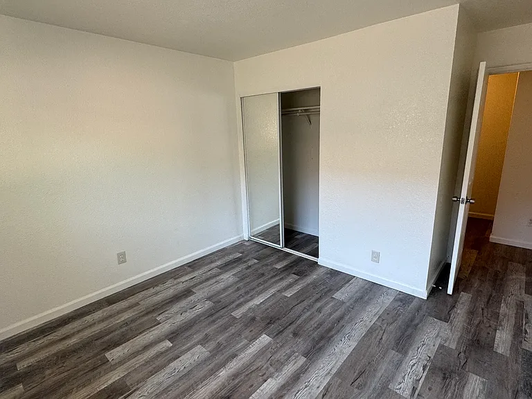 2205 Peppertree Way #2 — Photo 11