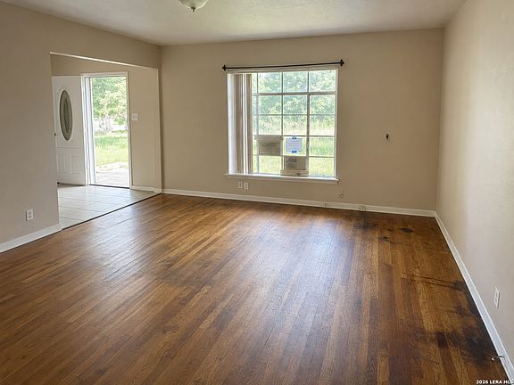 4th image of 3138 LINN RD