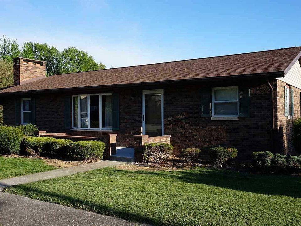 1st image of 234 W Cherry St