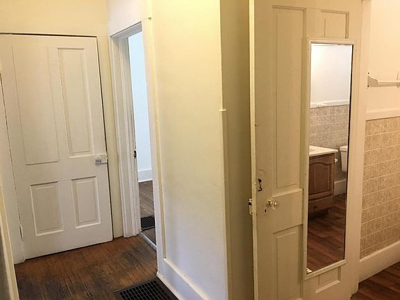 5th image of 57 S 19th St #1