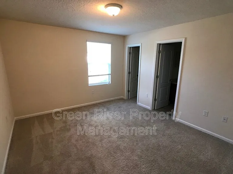 617 Servia Dr — Photo 12