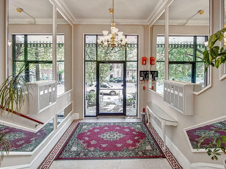 2812 Connecticut Ave NW #2 — Photo 4