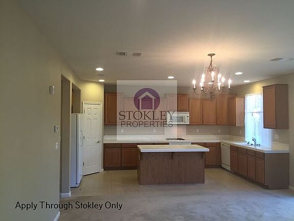 5th image of 3806 Amerigo Ct