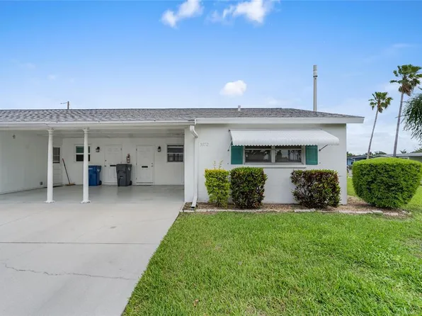 5972 Hibiscus Dr #207, Bradenton, FL 34207