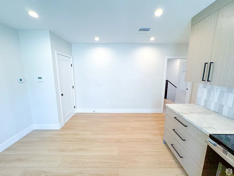 22 6th St #B — Photo 11