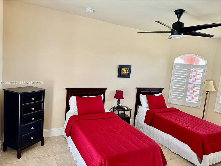 1740 Ludlow Rd — Photo 12