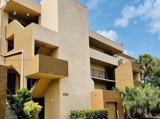 402 NW 87th Ave APT 204, Miami, FL 33172