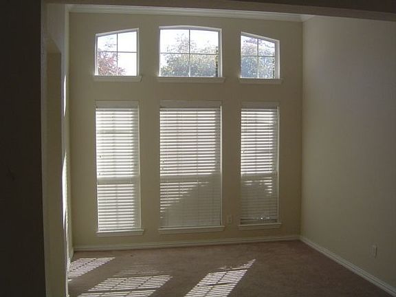 2nd image of 4556 Marguerite Ln