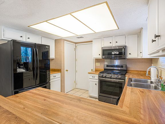 4th image of 11711 Wiginton Dr