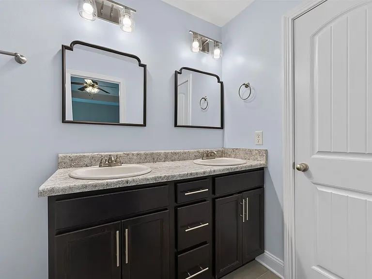 620 Hollow Crst — Photo 24