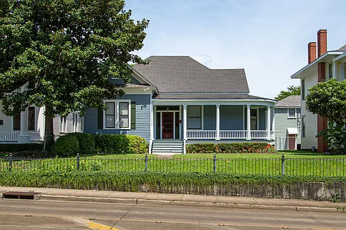1214 Jackson St Photo 1