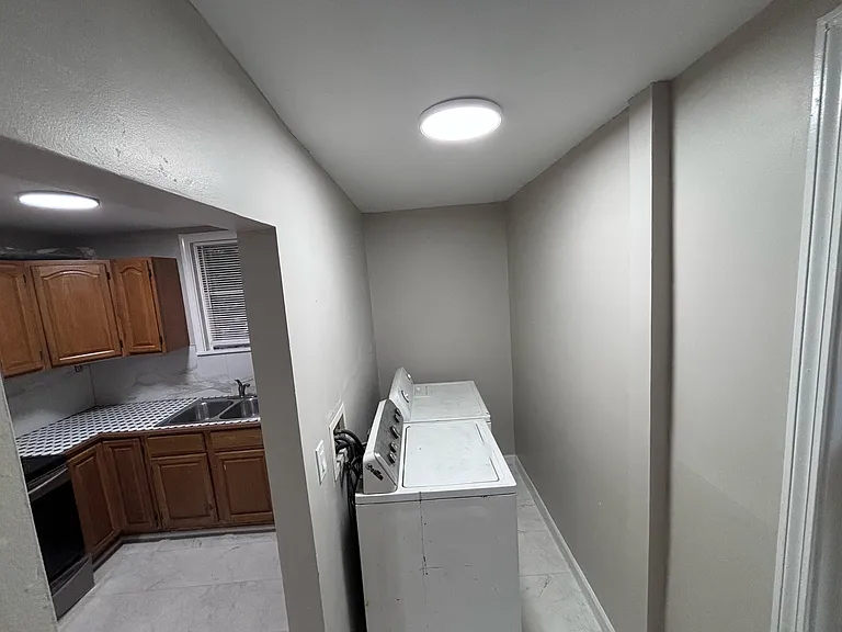 25 Boswell Ave #2 — Photo 4