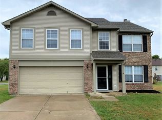 905 Inland Dr, Avon, IN