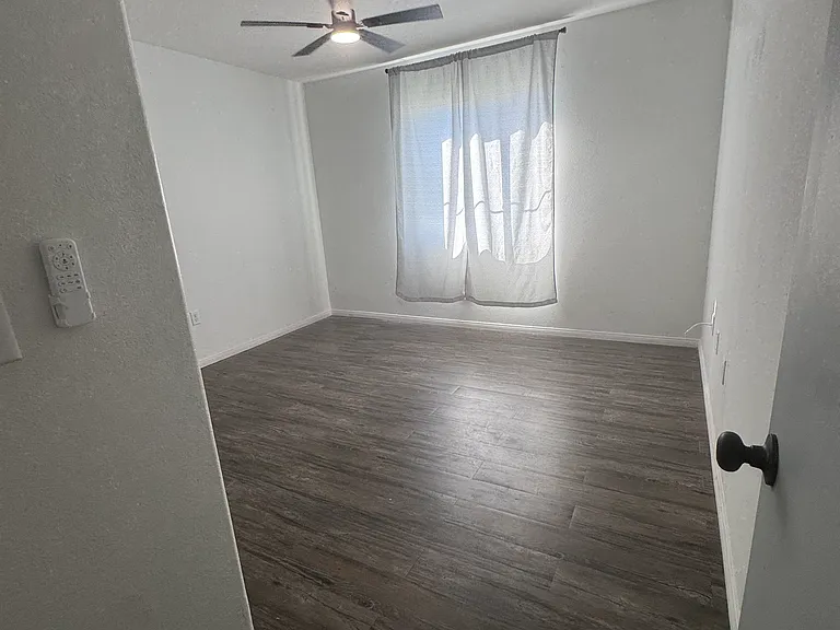 7950 W Flamingo Rd #1073 — Photo 9