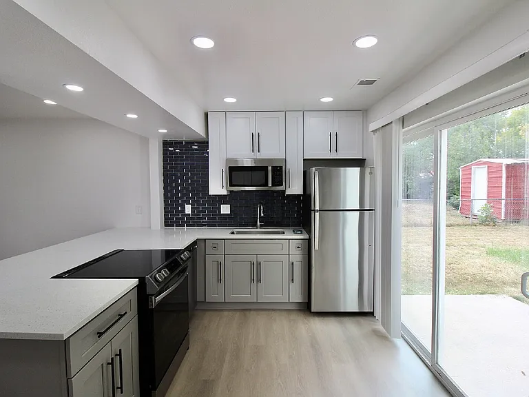 1353 S Coffman St #1 — Photo 4