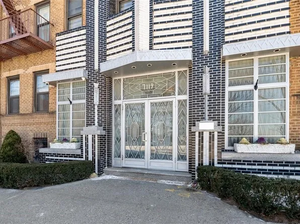 7119 Shore Rd APT 2G, Brooklyn, NY 11209